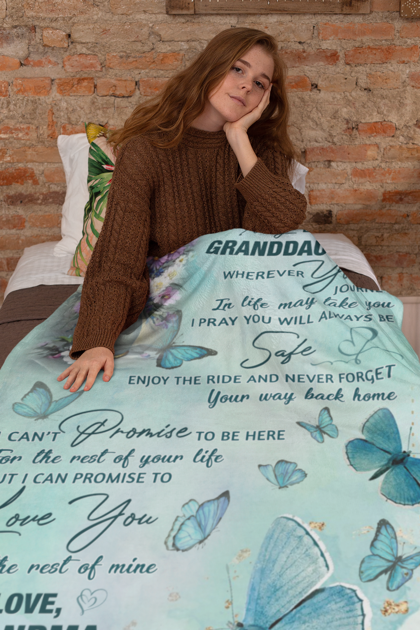 To My Granddaughter - Cozy Plush Fleece Blanket